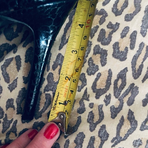 Sam Edelman size 10 black platform heel beaded ,strappy open toe back back zip - Picture 10 of 12